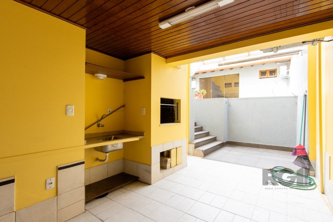 Casa para alugar com 3 quartos, 219m² - Foto 19