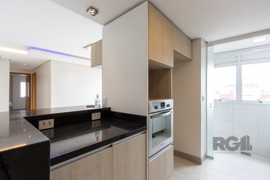 Apartamento para alugar com 2 quartos, 64m² - Foto 4