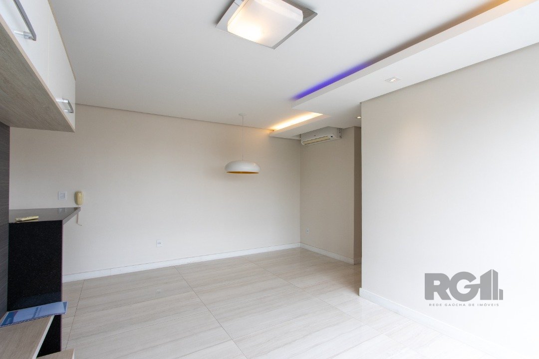 Apartamento para alugar com 2 quartos, 64m² - Foto 13