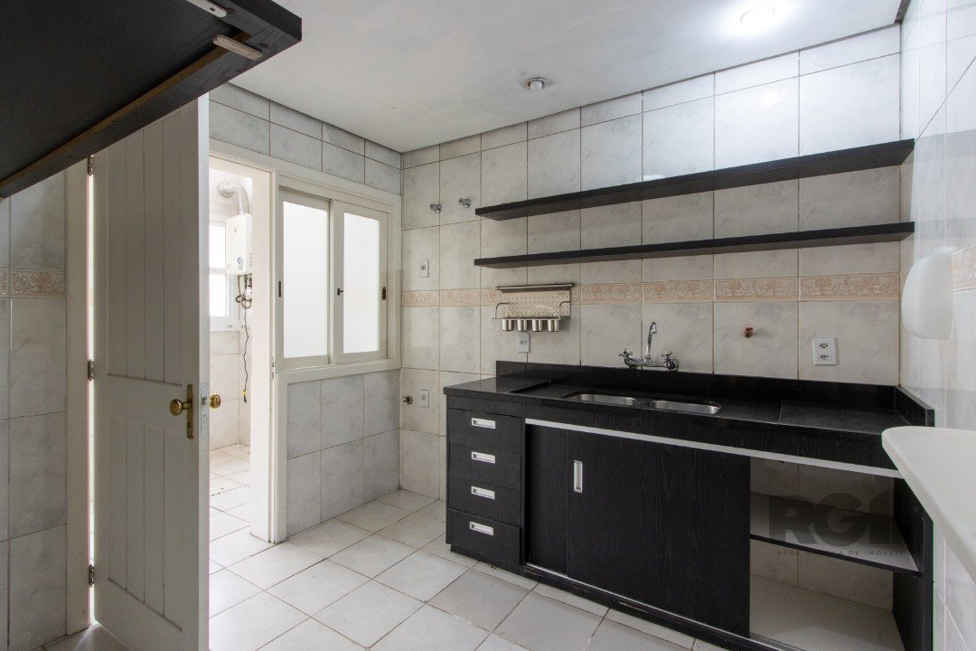 Casa de Condomínio para alugar com 4 quartos, 193m² - Foto 17