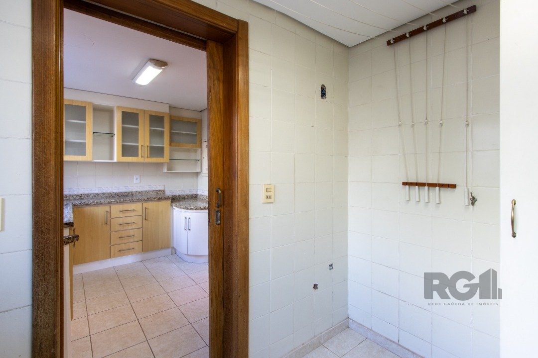 Apartamento para alugar com 3 quartos, 94m² - Foto 12