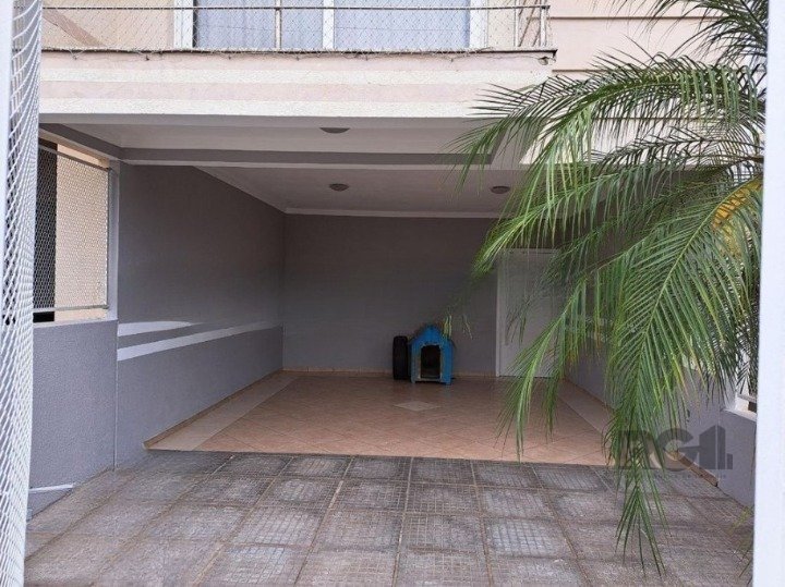 Casa para alugar com 3 quartos, 182m² - Foto 2