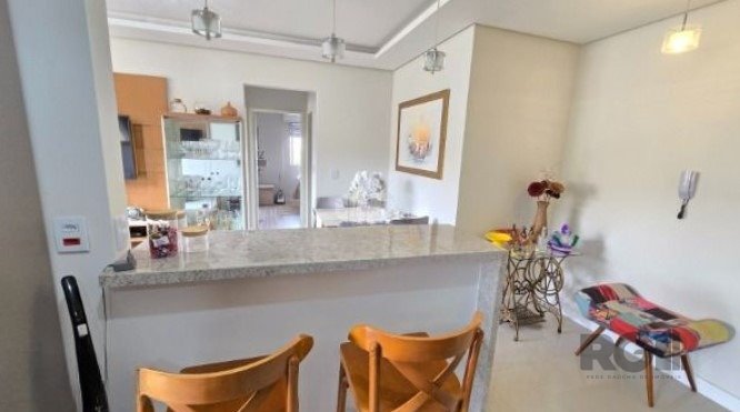 Apartamento à venda com 2 quartos, 61m² - Foto 4