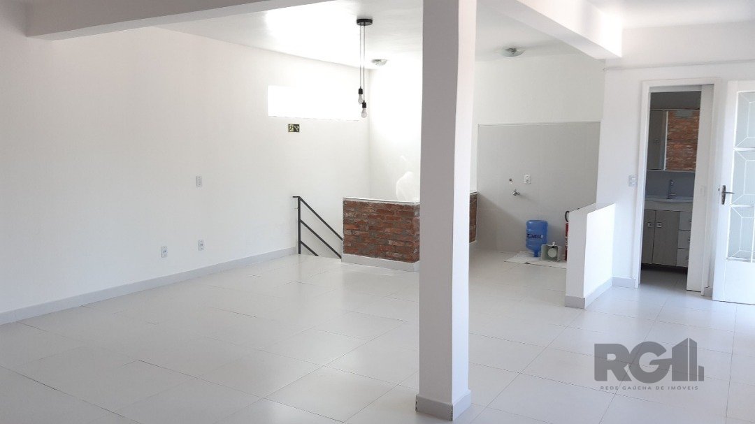 Casa à venda com 3 quartos, 131m² - Foto 7