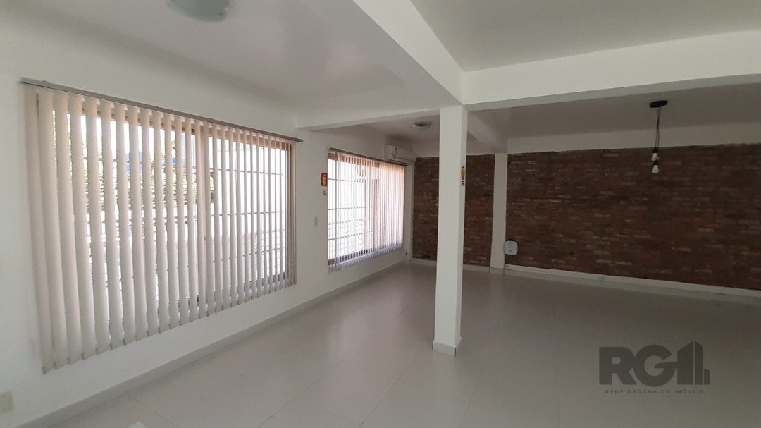 Casa à venda com 3 quartos, 131m² - Foto 8