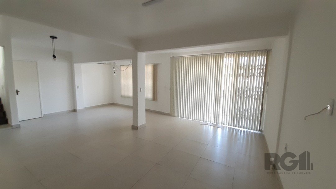 Casa à venda com 3 quartos, 131m² - Foto 9