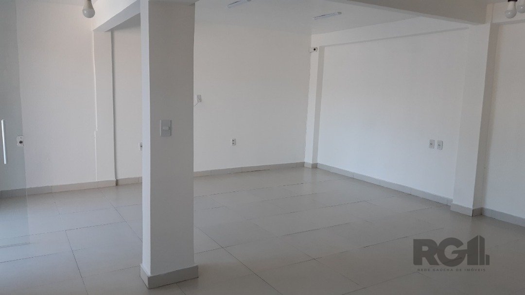 Casa à venda com 3 quartos, 131m² - Foto 13