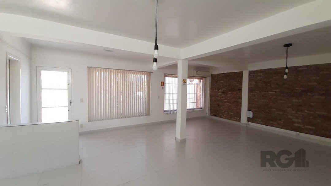 Casa à venda com 3 quartos, 131m² - Foto 14