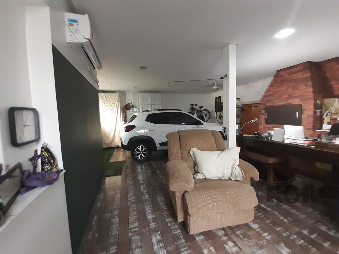 Casa para alugar com 4 quartos, 310m² - Foto 14