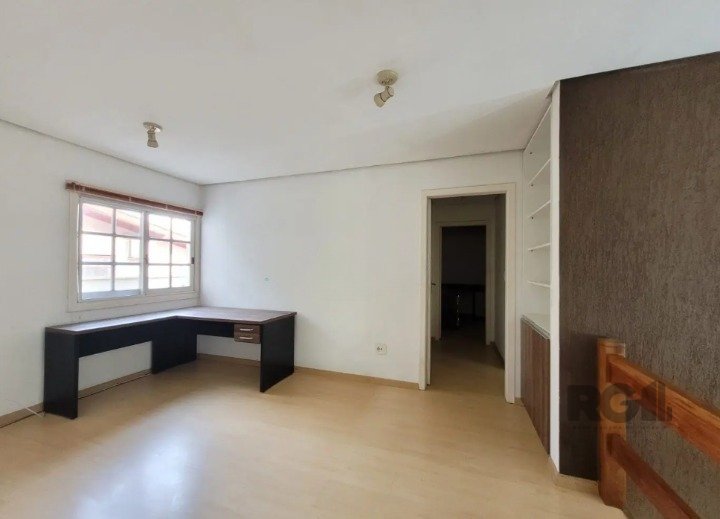 Casa de Condomínio para alugar com 4 quartos, 301m² - Foto 17