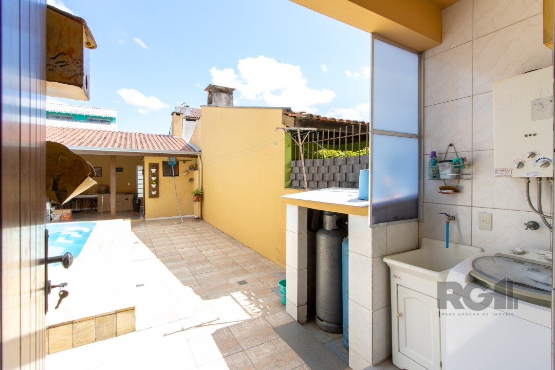 Casa à venda com 3 quartos, 190m² - Foto 17