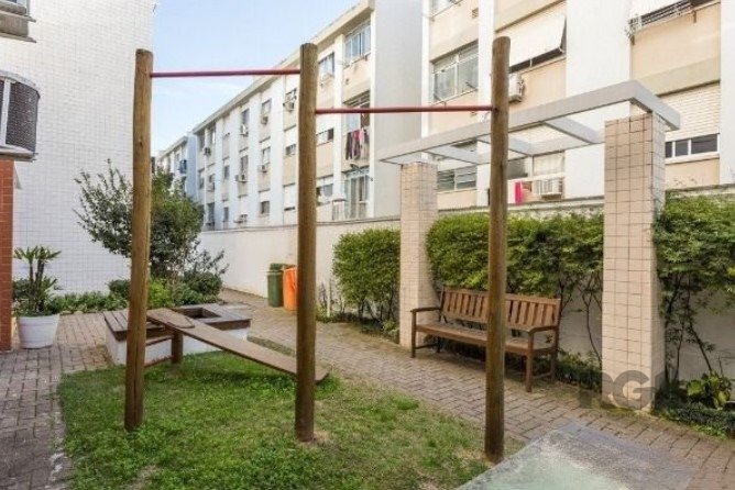 Apartamento à venda com 2 quartos, 52m² - Foto 30