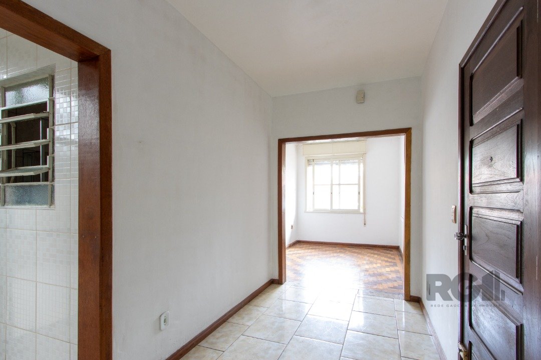 Apartamento para alugar com 2 quartos, 65m² - Foto 8