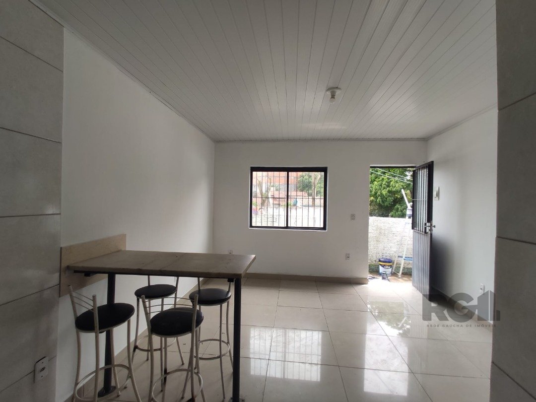 Casa para alugar com 2 quartos, 62m² - Foto 4