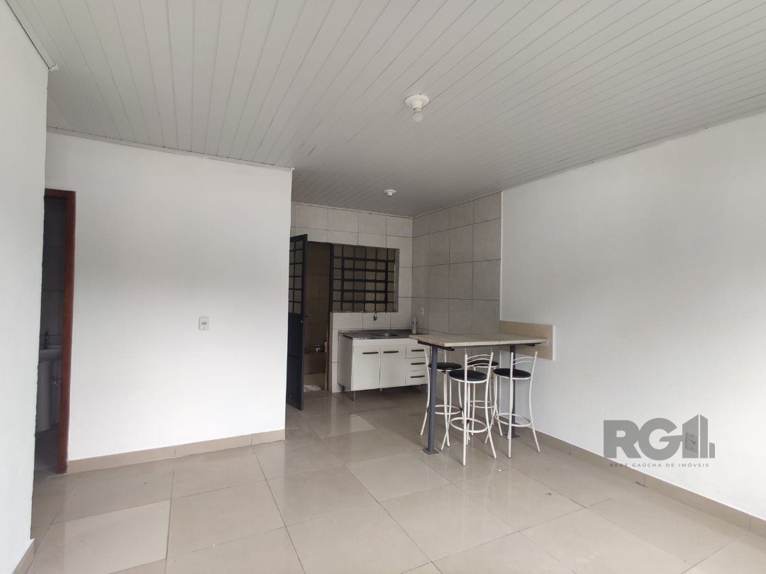 Casa para alugar com 2 quartos, 62m² - Foto 2