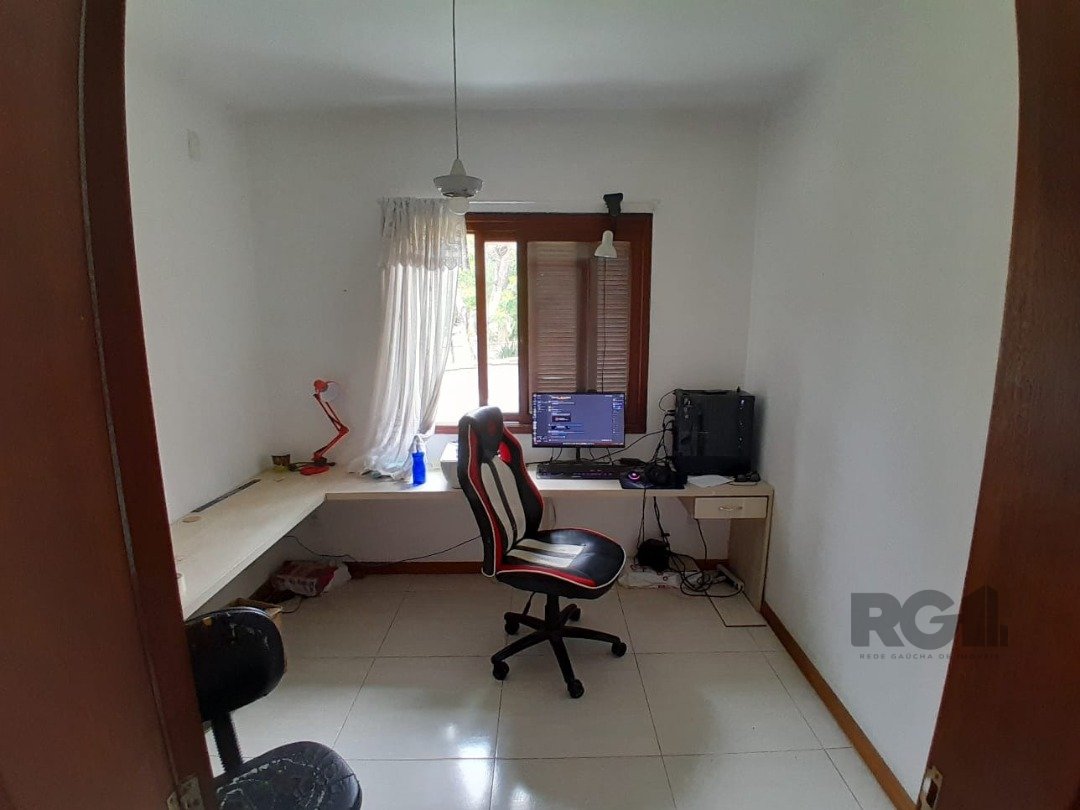 Casa à venda com 3 quartos, 222m² - Foto 19