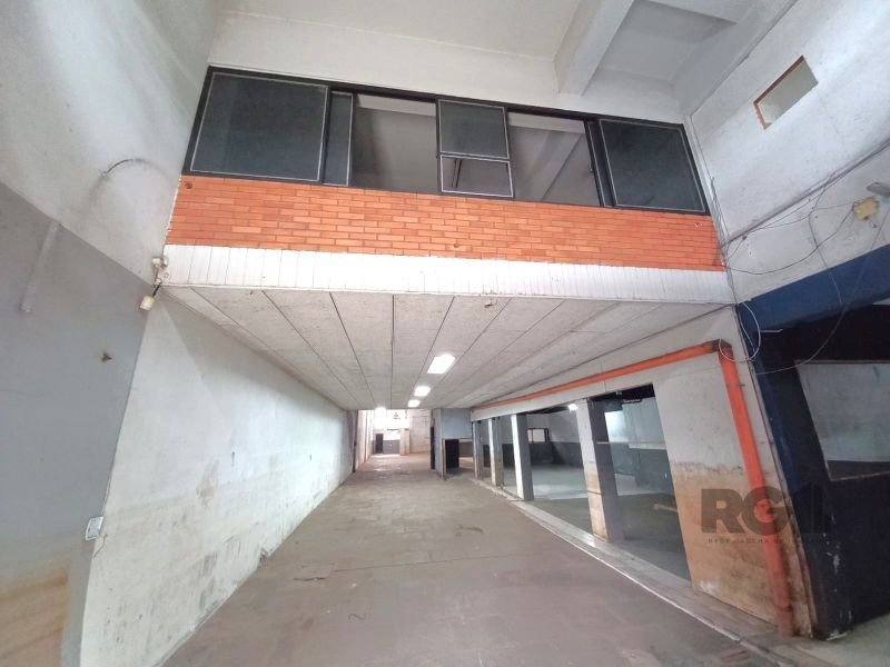 Depósito-Galpão-Armazém para alugar, 549m² - Foto 2