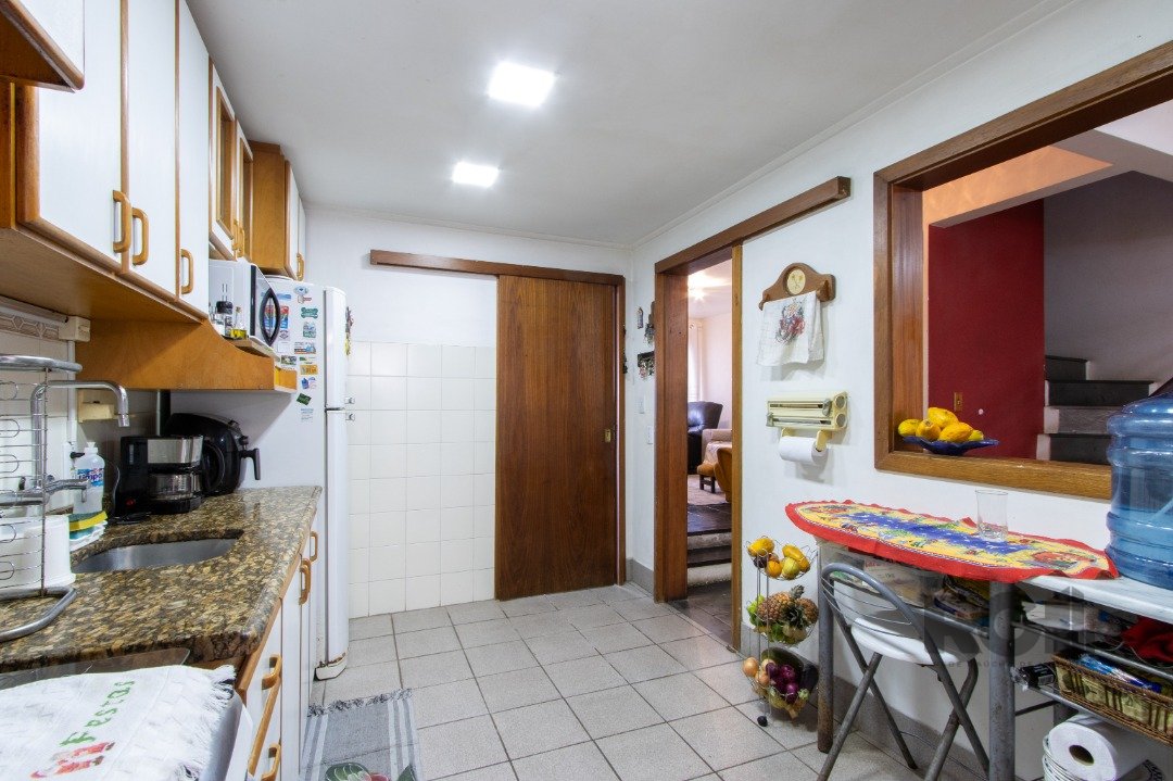 Casa à venda com 3 quartos, 134m² - Foto 13