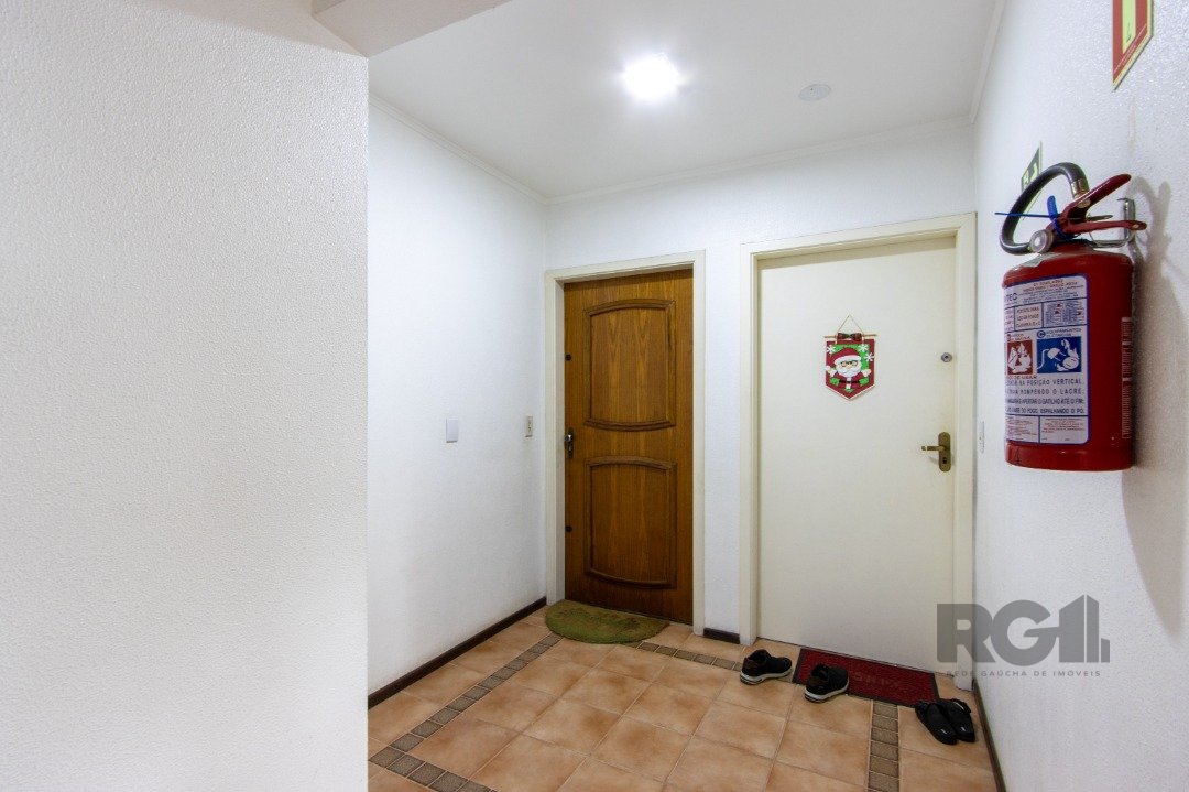 Apartamento à venda com 2 quartos, 72m² - Foto 25