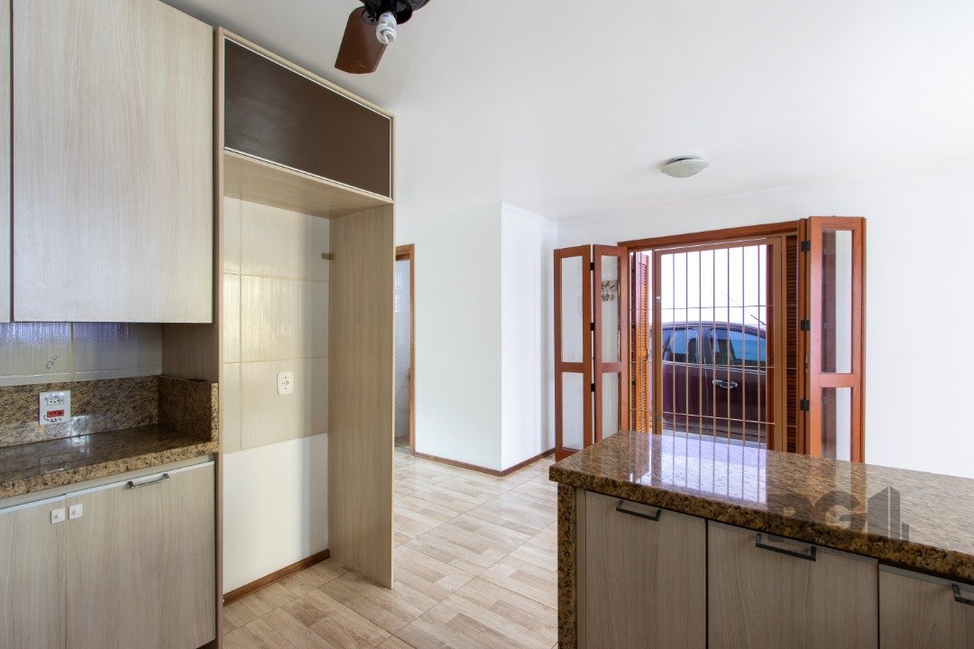 Casa para alugar com 3 quartos, 170m² - Foto 14