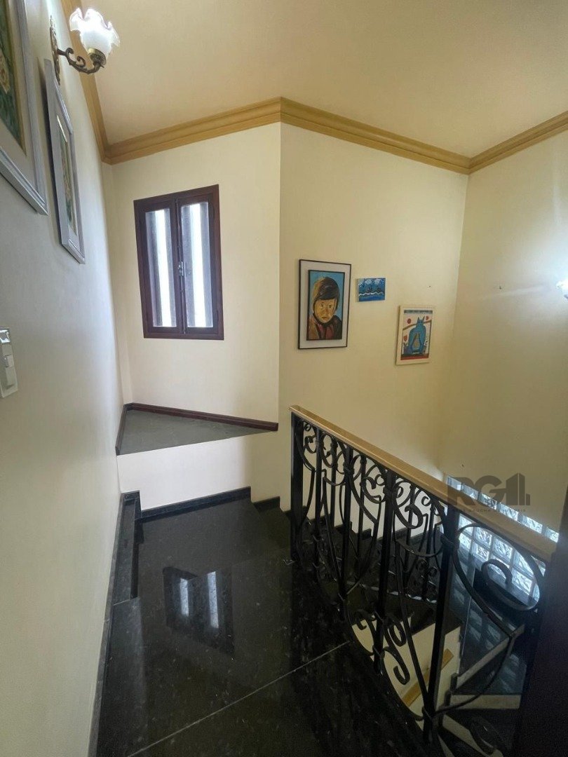 Casa à venda com 4 quartos, 320m² - Foto 6