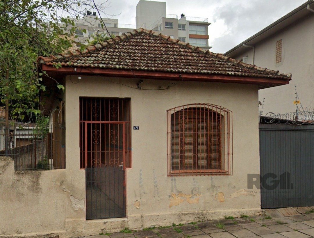 Casa à venda com 3 quartos, 199999m² - Foto 2