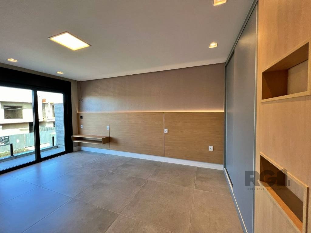 Casa de Condomínio à venda com 4 quartos, 216m² - Foto 15