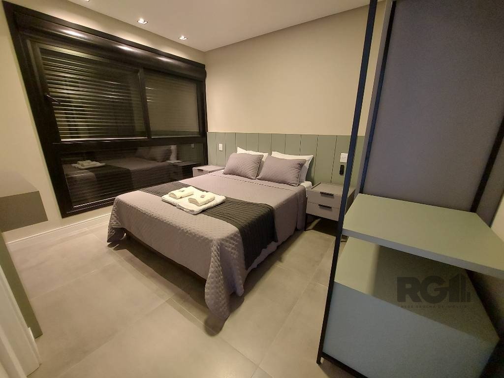 Casa de Condomínio à venda com 4 quartos, 199m² - Foto 32