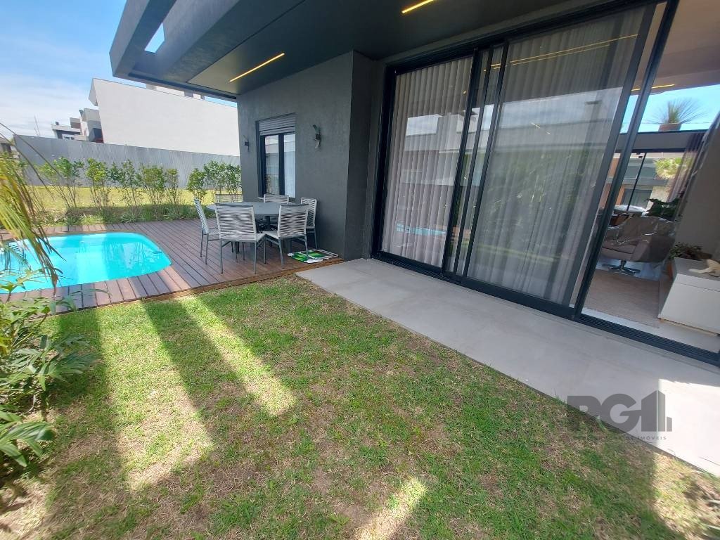 Casa de Condomínio à venda com 4 quartos, 207m² - Foto 10