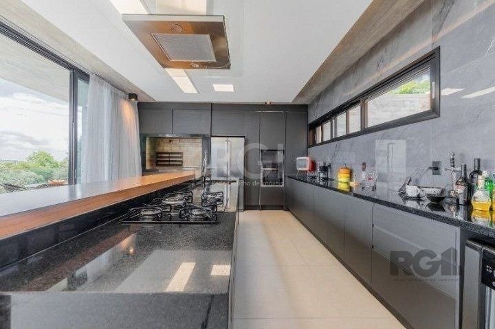 Casa para alugar com 3 quartos, 525m² - Foto 12