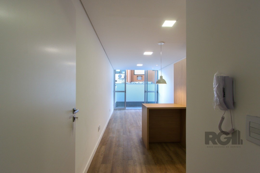 Apartamento à venda com 1 quarto, 67m² - Foto 2