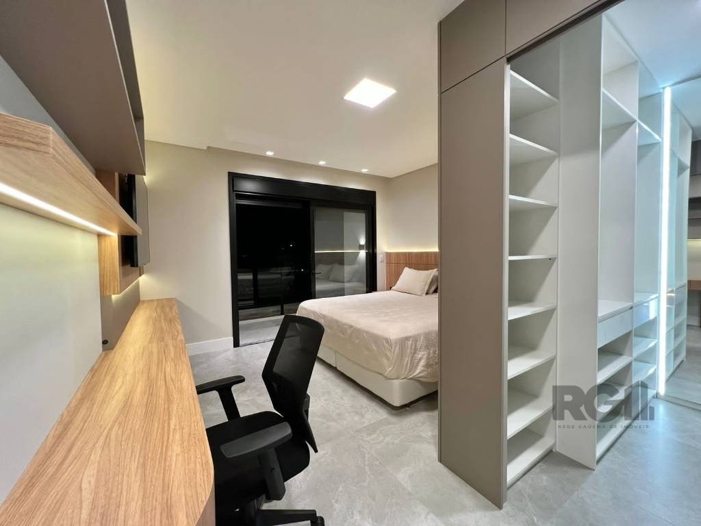 Casa de Condomínio à venda com 4 quartos, 233m² - Foto 31