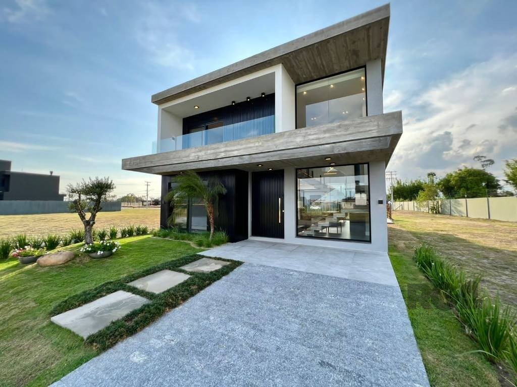 Casa de Condomínio à venda com 4 quartos, 233m² - Foto 32