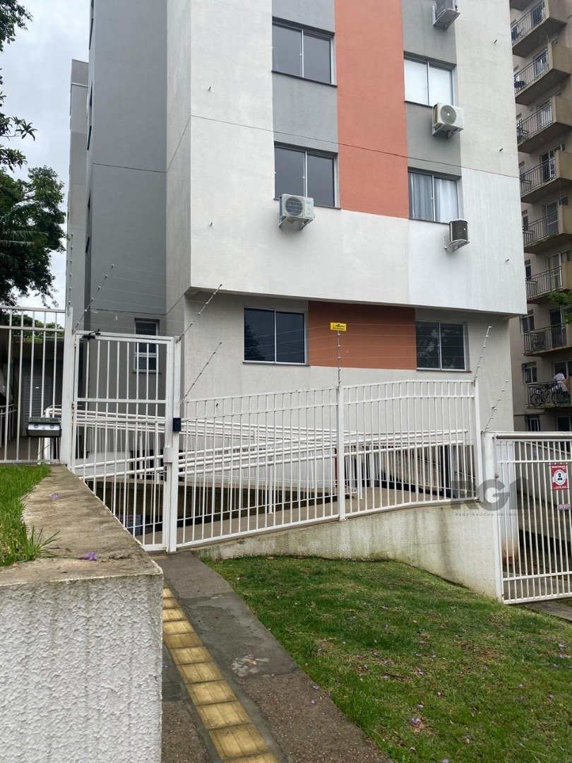 Apartamento à venda com 2 quartos, 42m² - Foto 2