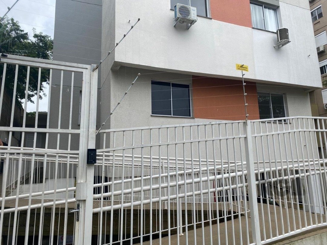 Apartamento à venda com 2 quartos, 42m² - Foto 3