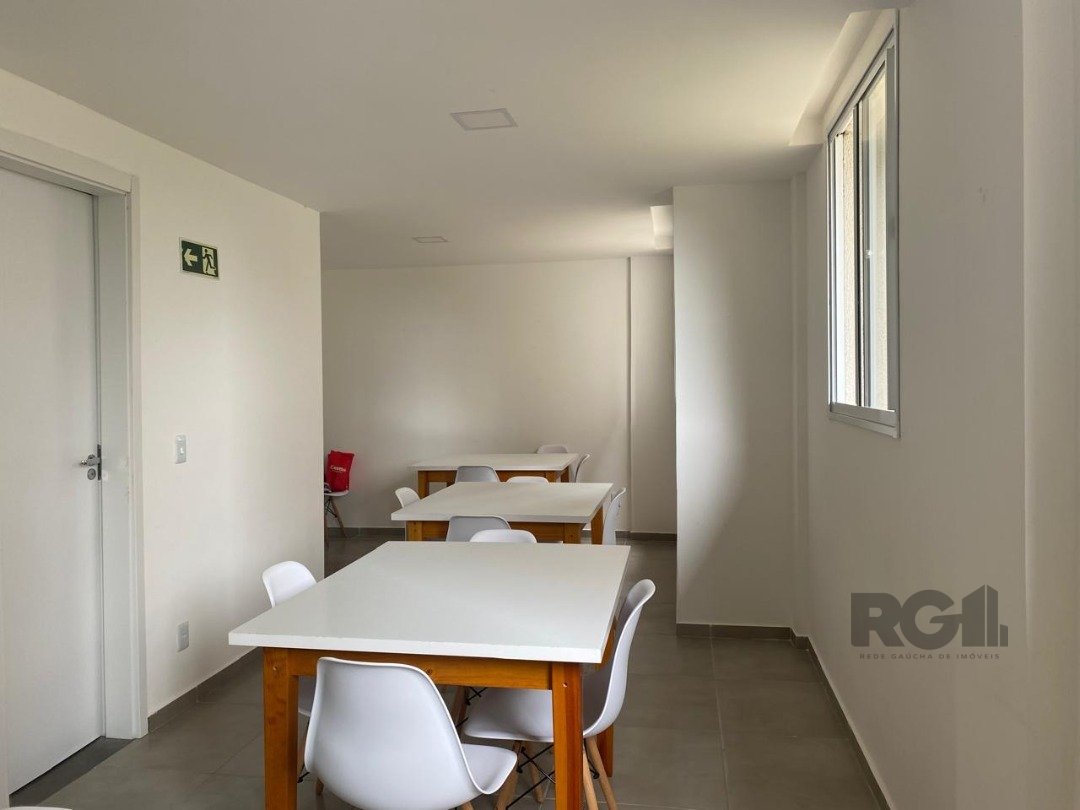 Apartamento à venda com 2 quartos, 42m² - Foto 24