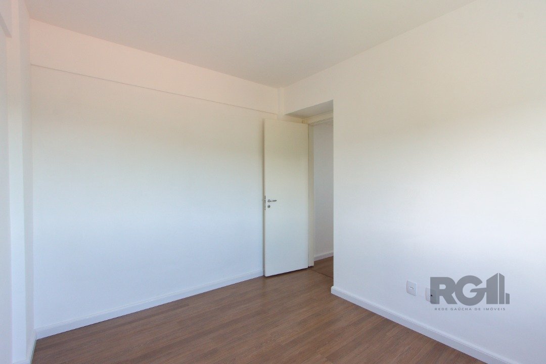 Apartamento à venda com 2 quartos, 44m² - Foto 20