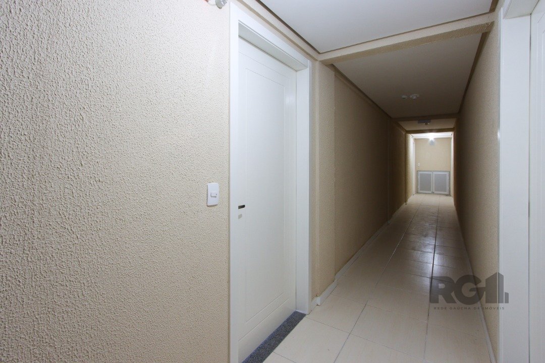 Apartamento à venda com 2 quartos, 44m² - Foto 22