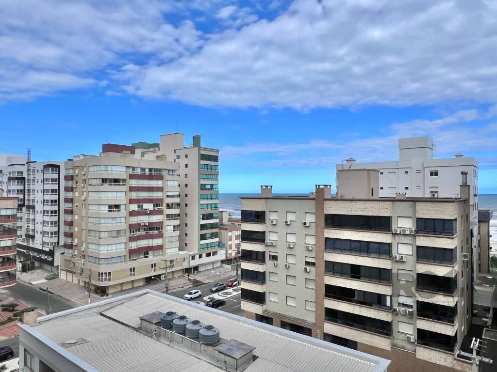 Apartamento à venda com 2 quartos, 69m² - Foto 4