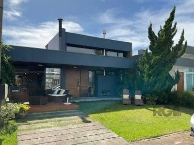 Casa de Condomínio à venda com 3 quartos, 156m² - Foto 1