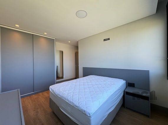 Casa de Condomínio à venda com 4 quartos, 207m² - Foto 25