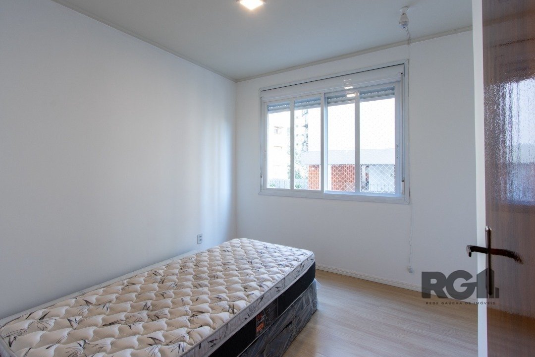 Apartamento para alugar com 2 quartos, 65m² - Foto 15