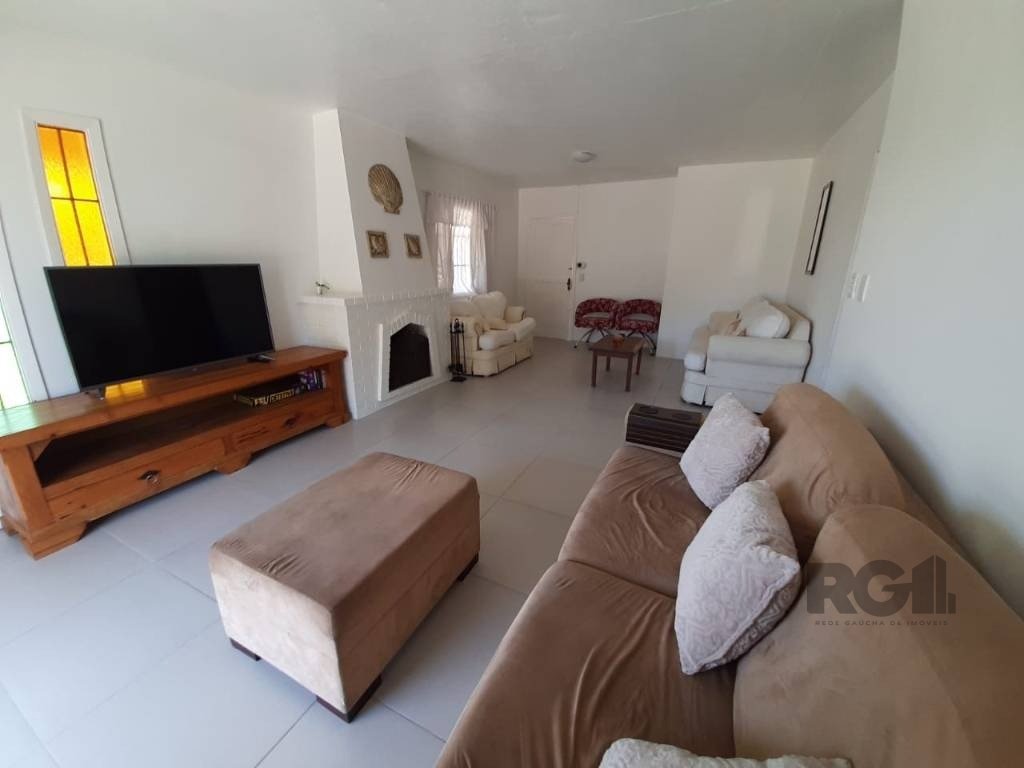 Casa à venda com 5 quartos, 197m² - Foto 6