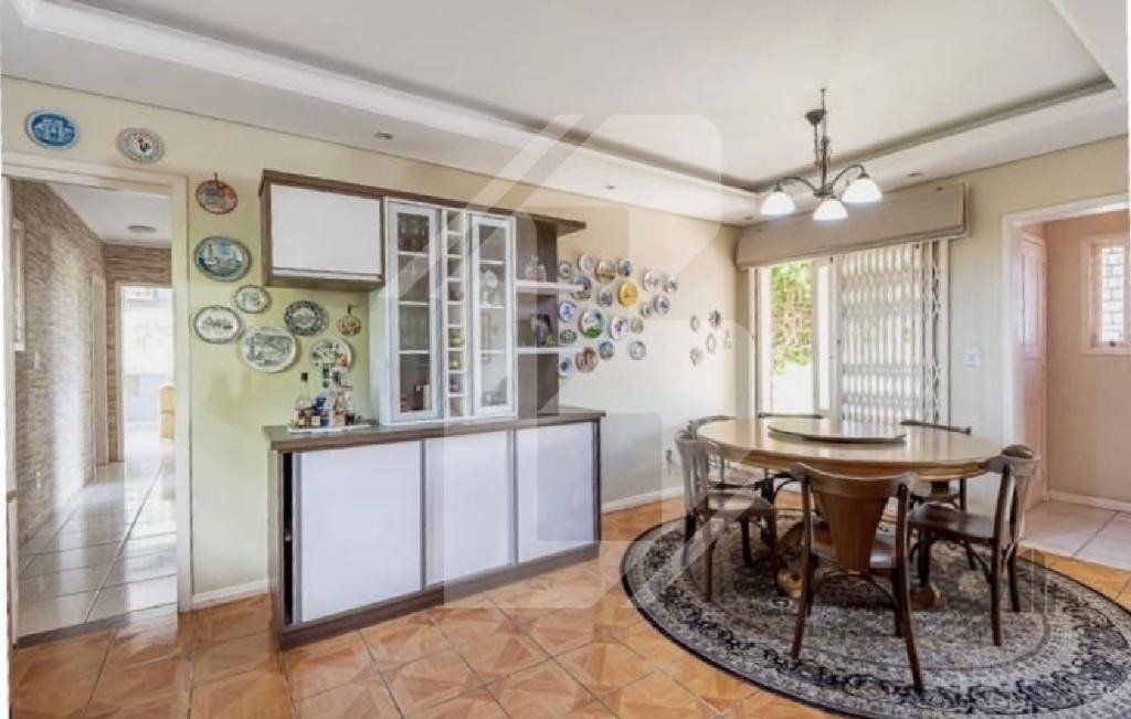 Casa à venda com 3 quartos, 215m² - Foto 5