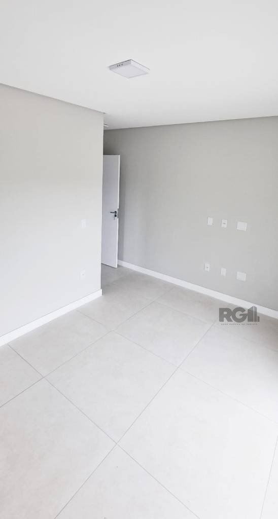 Casa à venda com 3 quartos, 137m² - Foto 14