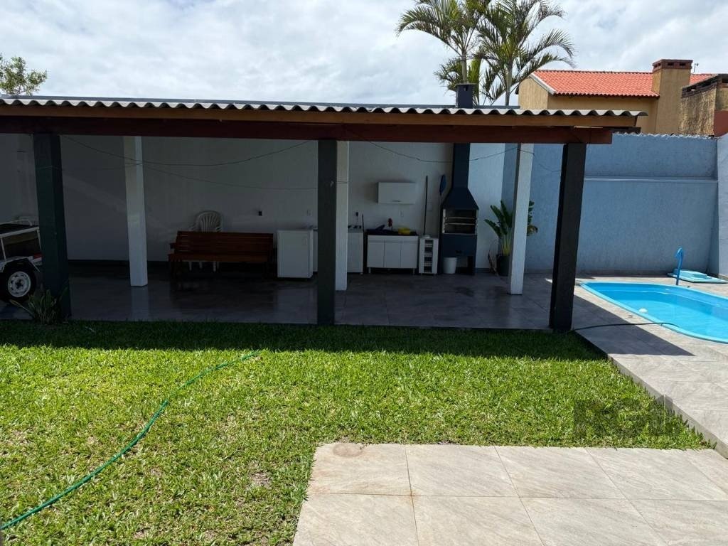 Casa à venda com 4 quartos, 14m² - Foto 3