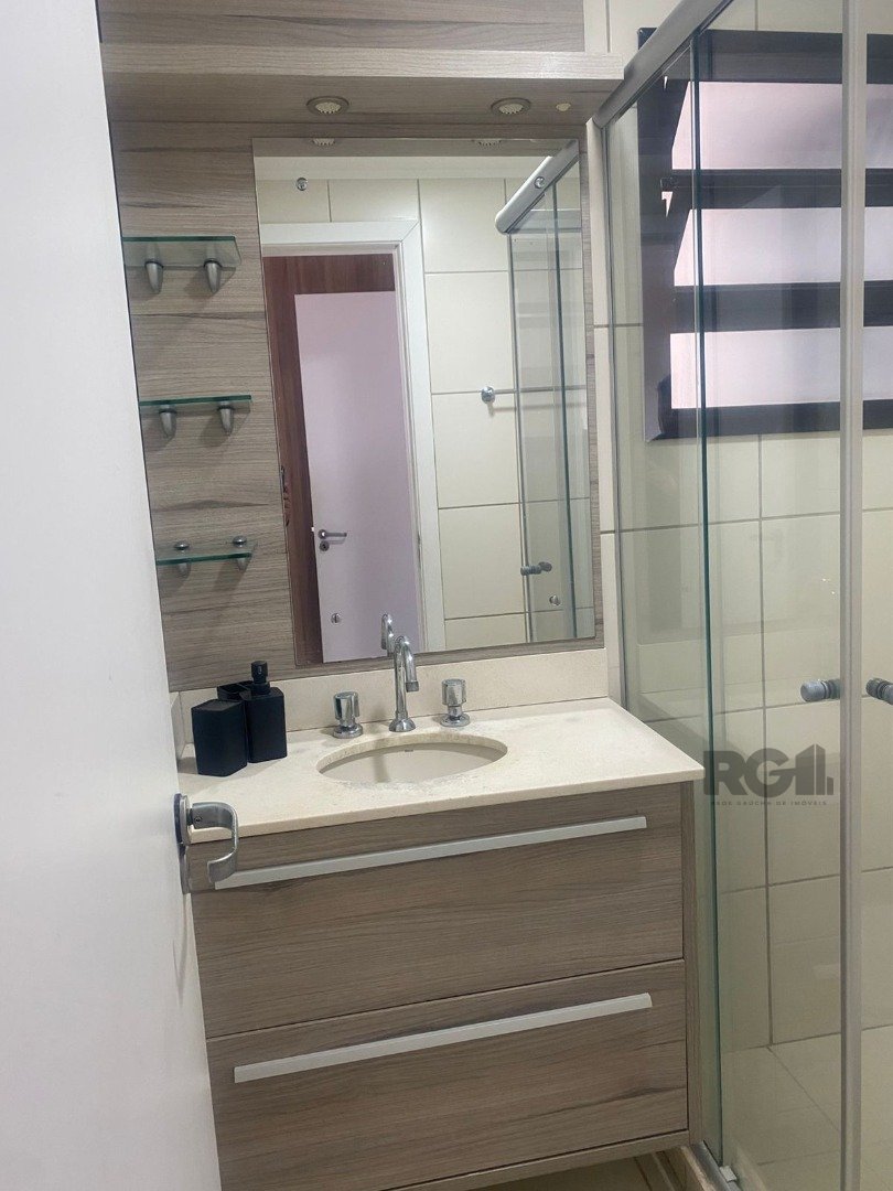 Apartamento para alugar com 2 quartos, 64m² - Foto 13