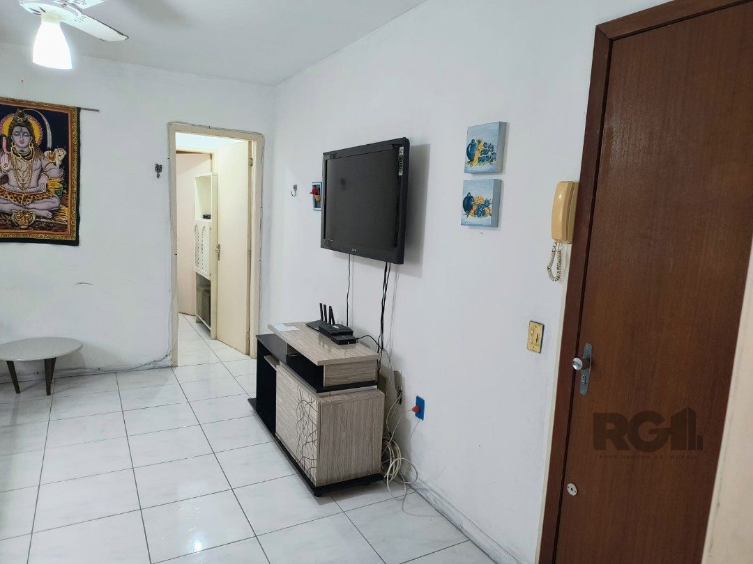 Apartamento à venda com 1 quarto, 44m² - Foto 4