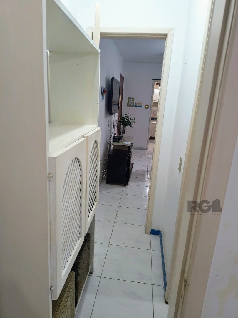 Apartamento à venda com 1 quarto, 44m² - Foto 11