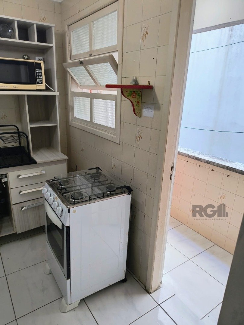 Apartamento à venda com 1 quarto, 44m² - Foto 18